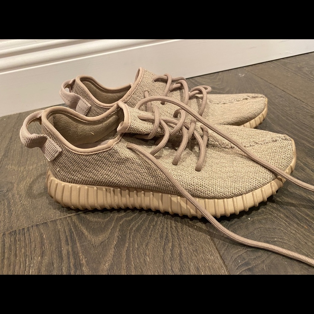Adidas yeezy boost 350 Oxford Tan.